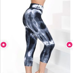 Booty by Brabants tie dye leggings